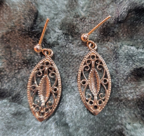 Solid gold earrings - solid,