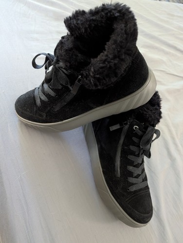 Ara black fur - fur-lined, women's