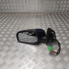 Volvo S60 T 2005 N/S wing