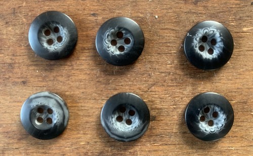 Round flat hole buttons - 4,