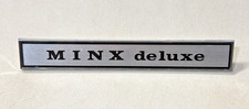 HILLMAN MINX DELUXE - VINTAGE METAL CAR BADGE / EMBLEM - 170 X 24  MM