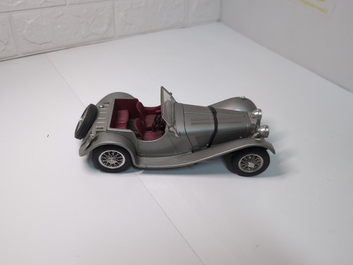 Burago jaguar 100 18 - 100, 1:18
