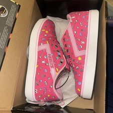 Heelys Size 6 Pink With Emoji