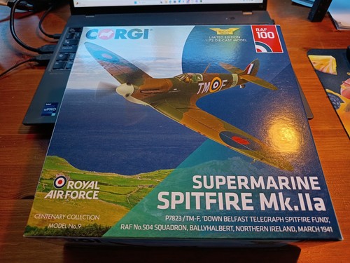Corgi aviation supermarine - corgi,