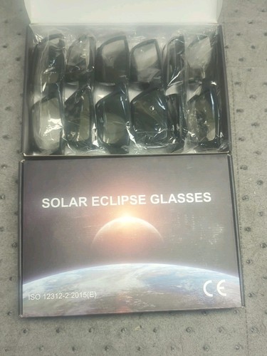 Pair oilkas solar eclipse - pair,