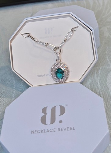 Hello miss gorgeous exclusive - gorgeous,