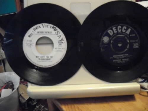 Vinyl singles anthny - x,