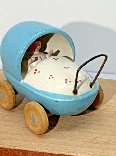 Vintage dollshouse miniature - dollshouse,