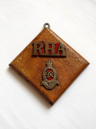 Royal horse artillery badge - royal,