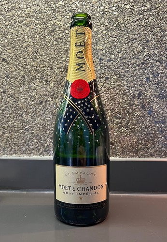 Moet chandon swarovski - moet, &