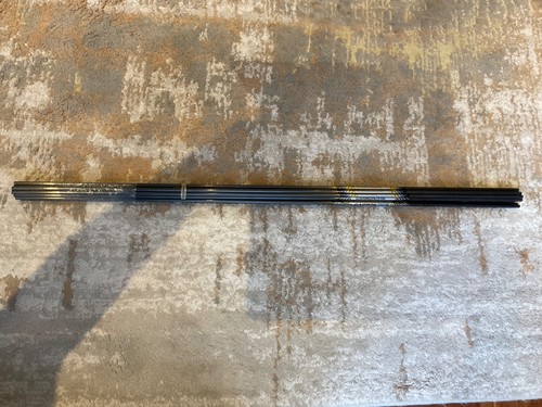 Easton carbon one arrows 550