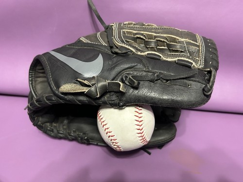 Nike mvp inch infield - 11.50,