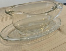 Pyrex Glass Gravy Boat & Plate