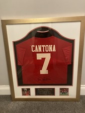 Man United framed football