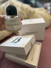 Bibliothèque Byredo