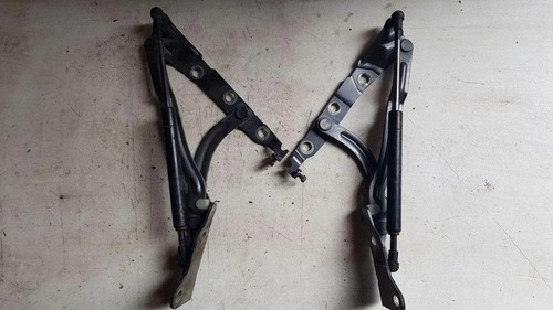 Volvo s40 tailgate hinge - ii, ms