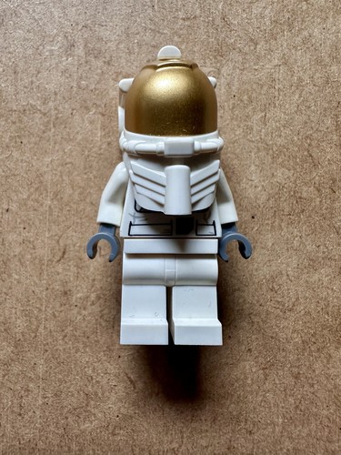 Lego astronaut minifigure - astronaut, ~