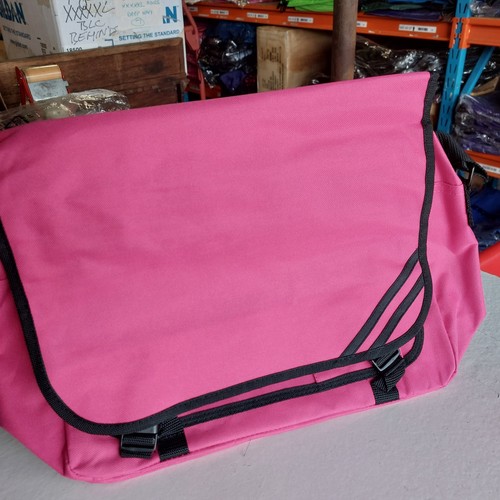 Pink messenger shoulder - pink,