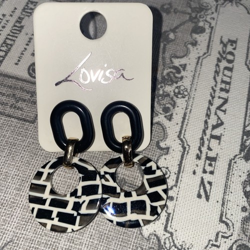 Pair style earrings - of,