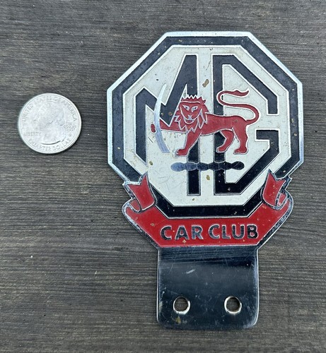Vintage car motor club - club, red