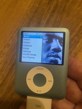 Apple iPod Nano 3rd Generation 8GB A1236 Green 396 Songs 