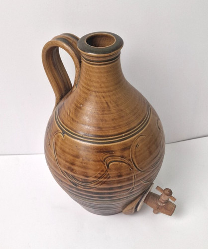Studio pottery flagon with - pottery,