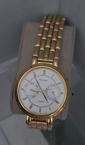 Pulsar quartz gold tone - gold,