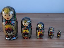 Nesting Matryoshka Dolls Set 5 Pieces, Russian Style, 19X15X11X8X6CM