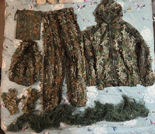 Ghillie suit with rifle - ghillie,