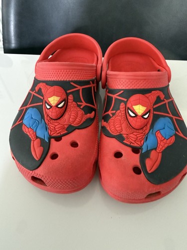 Official crocs marvel - crocs,