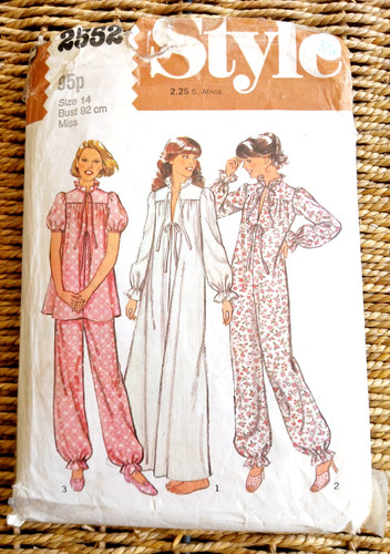 Vintage 1980s style sewing - style,