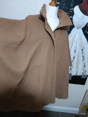Other stories poncho - &,