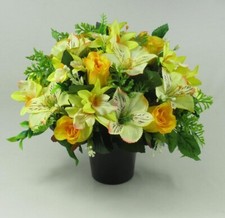 Artificial silk flowers