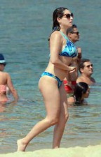 A Kelly Brook In Bikini On The