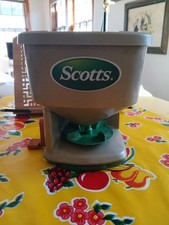 Scotts Whirl Hand-Powered