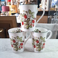 Astbury Fine Bone China, Royal Albert Staffordshire Mugs, Strawberries Design x3