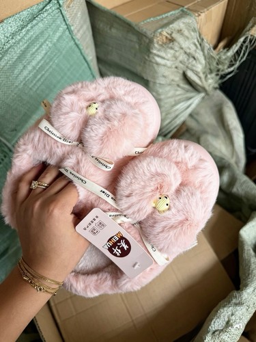 Women pink faux fur - women’s,