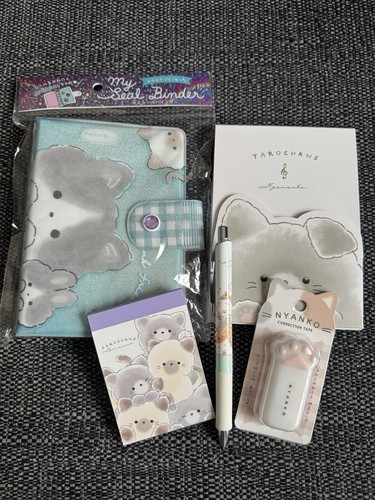 Set kawaii japanese cats - of,
