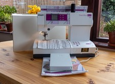 Pfaff  Classic Style Quilt Sewing Machine 2027