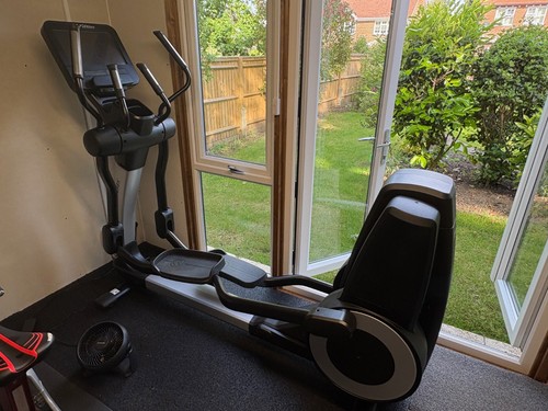 Life fitness platinum club - life,
