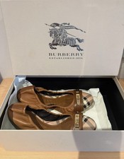 BURBERRY Heritage House check