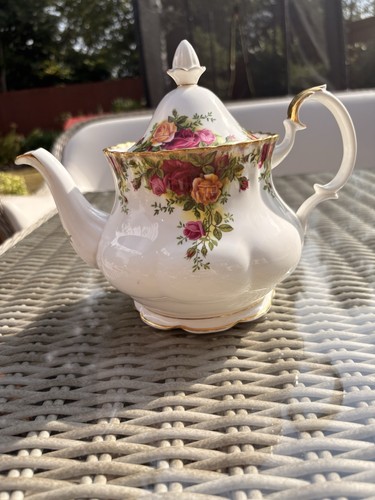 Vintage royal albert old - vintage,