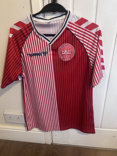 Denmark 1986 home football - home,