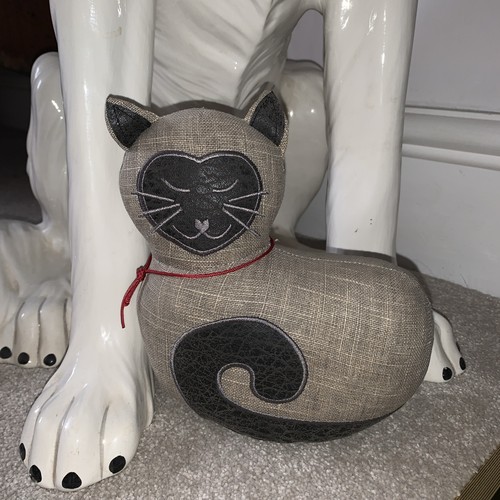 Dora designs skittles cat - dora,