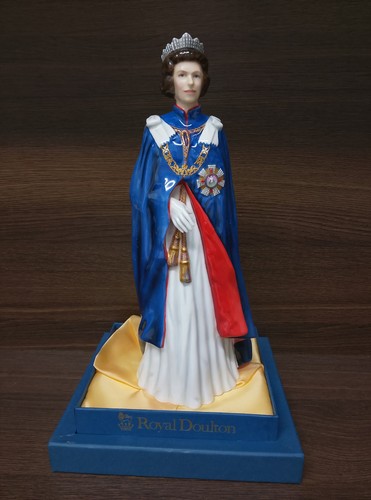 Royal doulton queen elizabeth - royal,