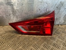 TOYOTA AURIS ESTATE INNER TAIL