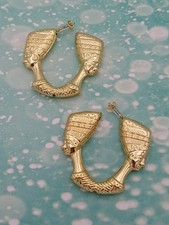 New Chic Unusual Gold Tone
