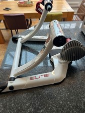 ELITE Fluid QUBO Bike Trainer