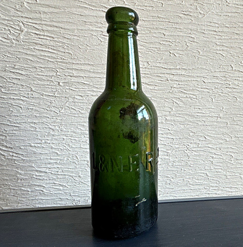 Antique green glass - green, ne