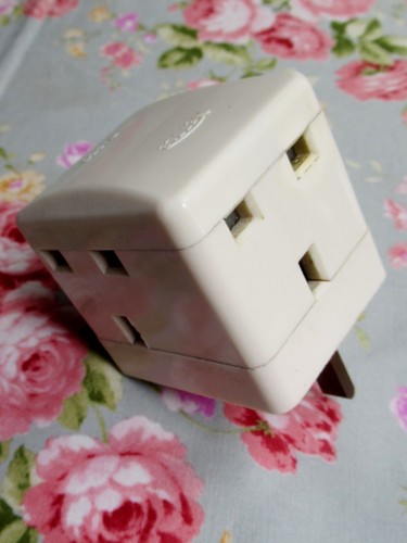 Vintage nettle cream bakelite - nettle,